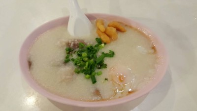 โจ๊กใส่ไข่รวมทุกอย่าง
