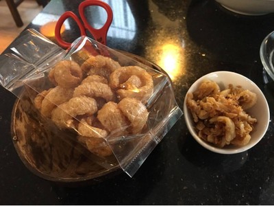 อาหาร หรือ เครื่องดื่ม