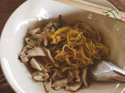 ก๋วยเตี๋ยวต้นกระจี้ สุโขทัย