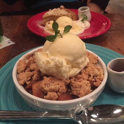 GRANNY SMITH APPLE PIE & COFFEE