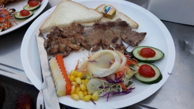 อาหาร หรือ เครื่องดื่ม