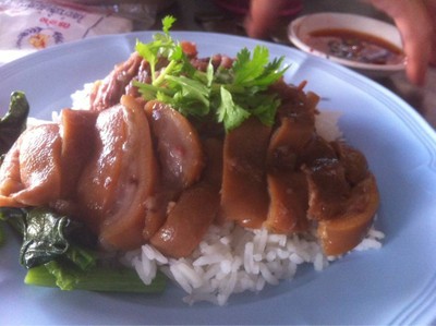 ข้าวมันไก่คุณยาย ปักธงชัย
