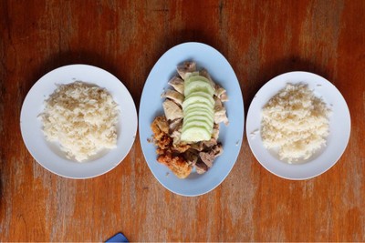 อาหาร หรือ เครื่องดื่ม