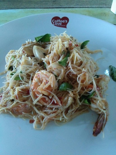เส้นหมี่ต้มยำกุ้งผัดแห้ง