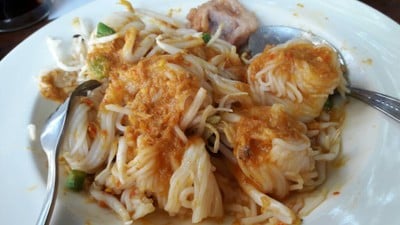 ขนมจีนต้นก้ามปู (Kanomjeen Ton Kam Pu) ขนมจีนต้นก้ามปู (Kanomjeen Ton Kam Pu)