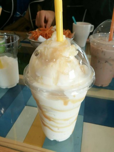 นมคาราเมลปั่น