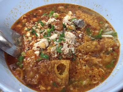 ก๋วยเตี๋ยวนครสวรรค์ (เจ๊พรเจ้าเก่า) ก๋วยเตี๋ยวนครสวรรค์ (เจ๊พรเจ้าเก่า)