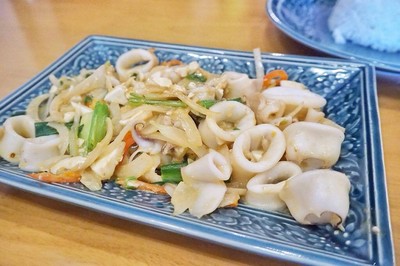 ปลาหมึกผัดไข่เค็ม