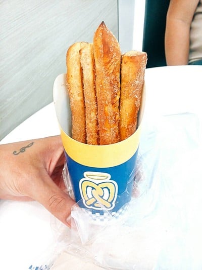 Auntie Anne's (อานตี้ แอนส์) โรบินสันตรัง Auntie Anne's (อานตี้ แอนส์) โรบินสันตรัง