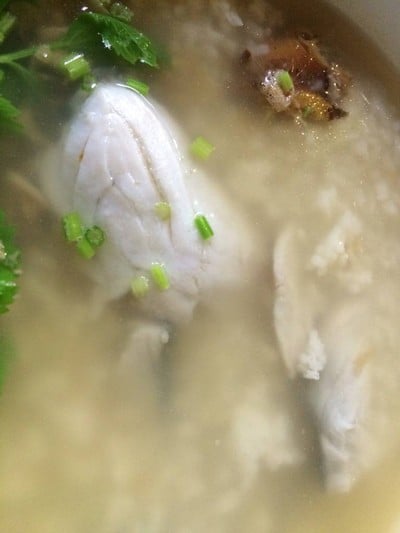 เมนูของร้าน ข้าวต้มปลาเมืองชล เจ้าเก่าลาดพร้าว 48 และ เดอะซีน