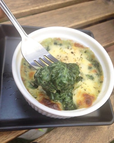 ผักโขมอบชีส