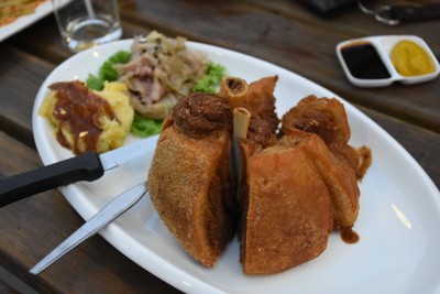 เย็นตาโฟหม้อไฟ