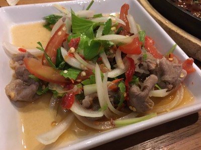 ยำเนื้อน่องลาย