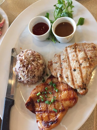 สเต็กหมูพริกไทยดำ