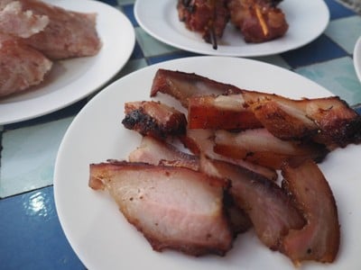 คอหมูย่าง