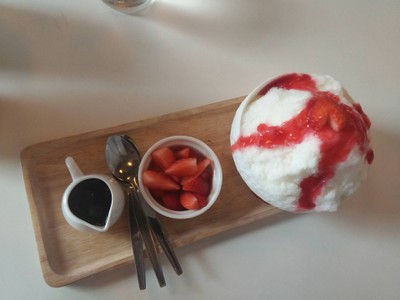 บิงซูสตอเบอรี่