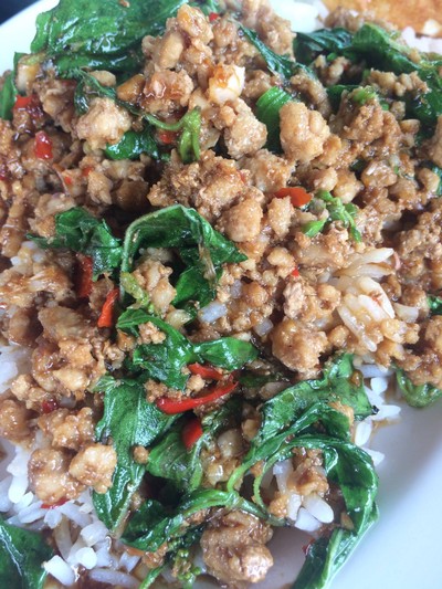 กระเพราหมู