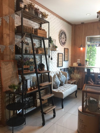 Borbaimai Pattaya Cafe & Bistro พัทยา