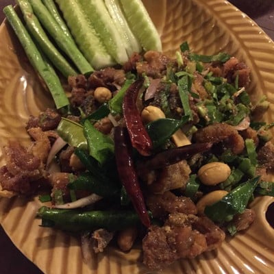 ลาบปลาดุกทอดกรอบ