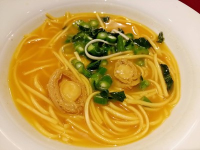 บะหมี่ญี่ปุ่นตุ๋นเป๋าฮื้อ