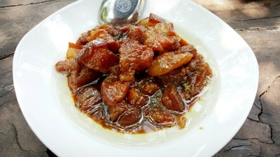 อร่อย ยิ่งทานคู่แกงเผ็ด
