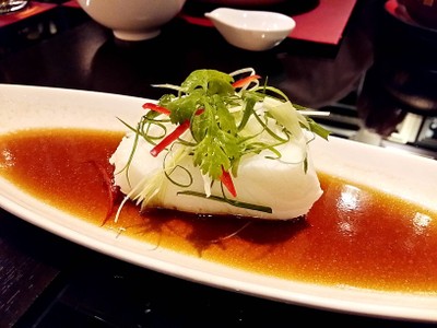 ปลาหิมะนึ่งซีอิ๊ว