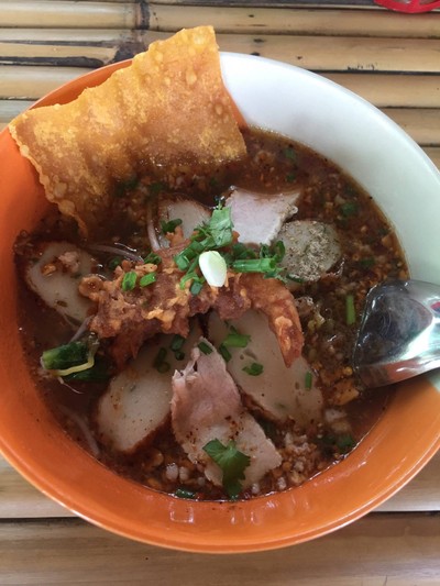 บะต้มยำ เครื่องท่วม