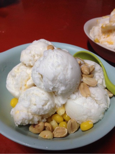 ไอติมไข่แข็ง เซนต์หลุยส์ 3