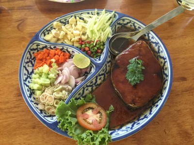 ปลาอินทรีย์ทอดซีอิ๊ว