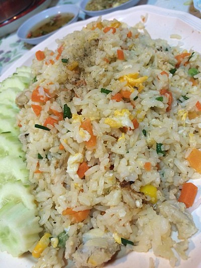 ข้าวผัดปู 100฿