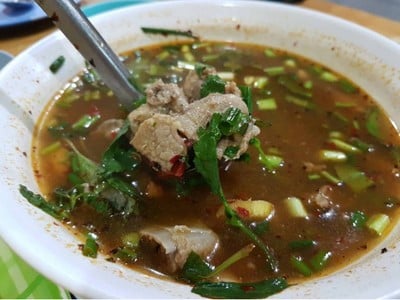 เมนูของร้าน ไก่ย่างสืบศิริ