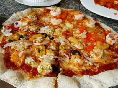 อาหาร หรือ เครื่องดื่ม