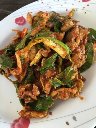เก้งผัดพริก