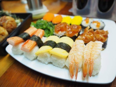 อรทัย ซูชิวังหลัง (ORATHAI SUSHI WANG LANG) อรทัย ซูชิวังหลัง (ORATHAI SUSHI WANG LANG)