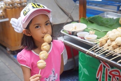 นิสาลูกชิ้นยักษ์ (nisa) ซอย1 นิสาลูกชิ้นยักษ์ (nisa) ซอย1