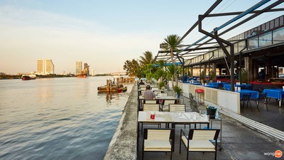 บรรยากาศ The Wave Restaurant