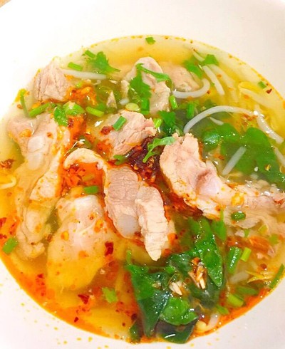 ก๋วยเตี๋ยวต้มยำกระดูกอ่อน
