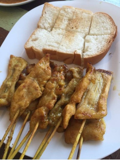 หมูสะเต๊ะ 10 ไม้
