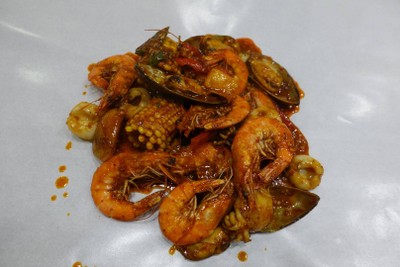 Combo Mixed Seafood W Medley Sauce