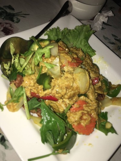 ปูนิ่มผัดผงกะรี่