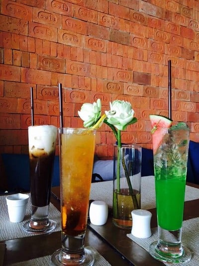 อาหาร หรือ เครื่องดื่ม