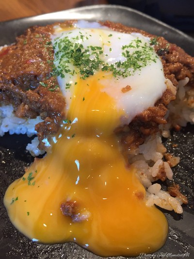 ข้าวแกงกะหรี่เนื้อแกะ