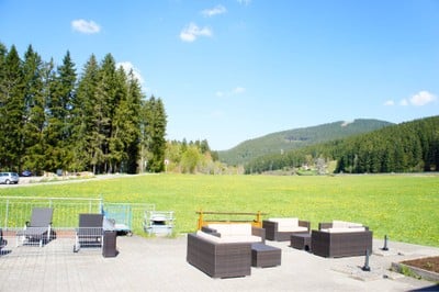 หลังร้าน