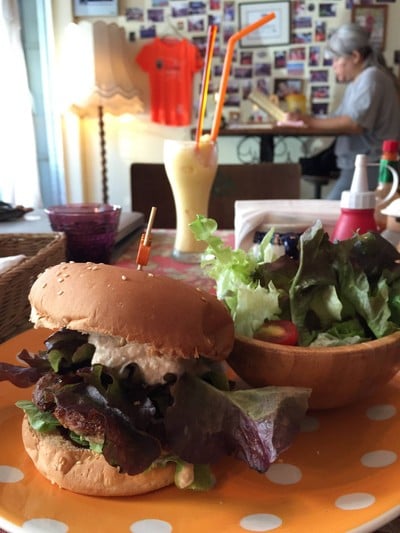 Bonita cafe and social Club