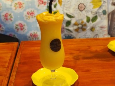 อาหาร หรือ เครื่องดื่ม