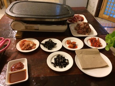 อาหาร หรือ เครื่องดื่ม