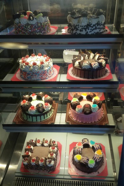 ตู้เค้กปอนด์