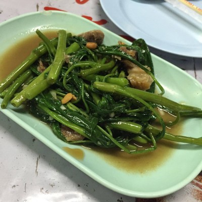 ผักบุ้งไฟแดง