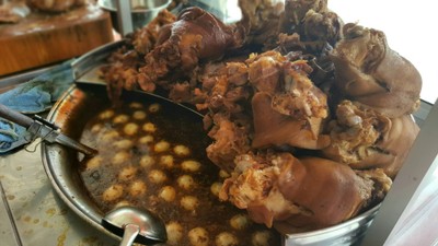 ขาหมูเห็ดหอม สูตรเข้มข้น สาขา 2