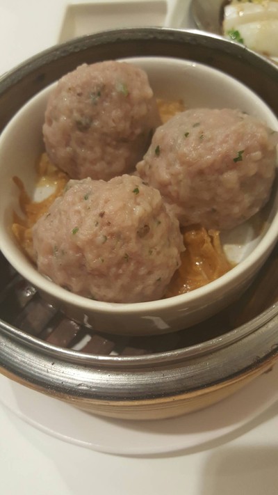 ลูกชิ้นเนื้อนึ่ง